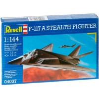 Сборная модель Revell Самолет F-117 Stealth Fighter 1:144 (4037)