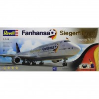 Сборная модель Revell Самолет Boeing 747-8 Fanhansa Siegerflieger 1:144 (1111)